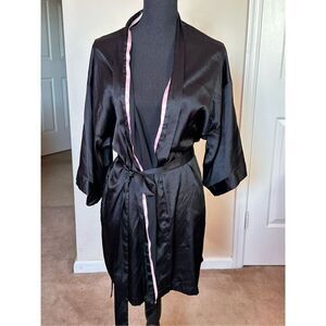 Victoria's Secret Designer Collections Satin Black With Pink Trim Kimono Robe Sz